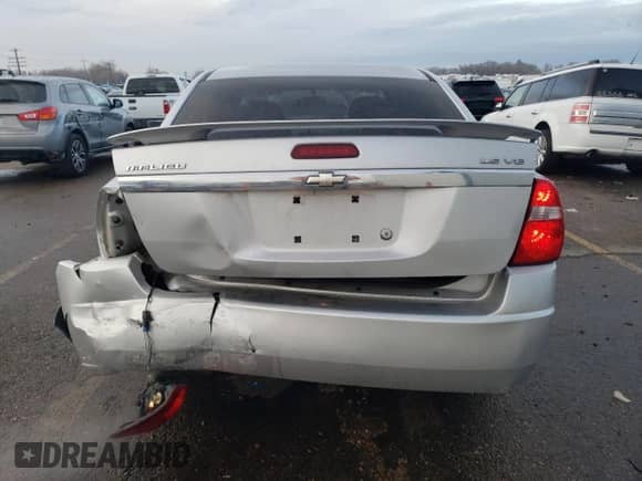 ✅ 2005 Chevrolet Malibu LS • VIN: 1G1ZT52815F280071 • Lot: 84865924. Wystawiony na Copart z przebiegiem 241 472 mil mil. Skorzystaj z bezpłatnego archiwum sprzedaży aukcyjnych z USA i zobacz szczegółowy raport historii pojazdu na DreamBid. Zdjęcie 6.