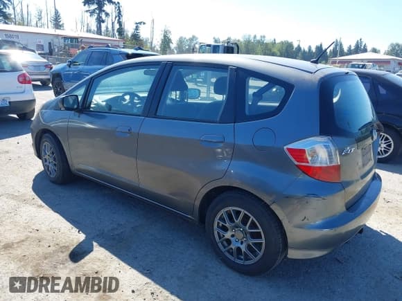 ✅ 2012 Honda Fit • VIN: JHMGE8G39CS009141 • Lot: 42854688. Wystawiony na IAAI z przebiegiem 128 395 mil. Bezpłatny archiwum sprzedaży aukcyjnych z USA i szczegółowy raport historii pojazdu na DreamBid. Zdjęcie 3.