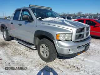 2003 Dodge 1500 ST z VIN 1D7HU18Z83S183372, wystawiony jako IAAI lot #41617973 z przebiegiem 118 632 mil mil oraz . Historia ofert i sprzedaży dostępna na DreamBid. Obrazek 1.