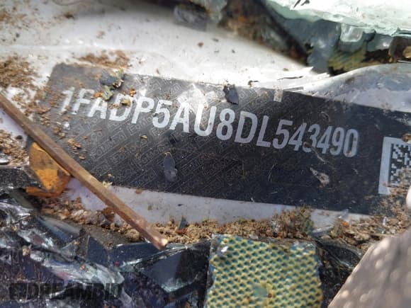 ✅ 2013 Ford C-Max SE • VIN: 1FADP5AU8DL543490 • Lot: 40519319. Wystawiony na IAAI z przebiegiem Nie podano. Bezpłatny archiwum sprzedaży aukcyjnych z USA i szczegółowy raport historii pojazdu na DreamBid. Zdjęcie 9.