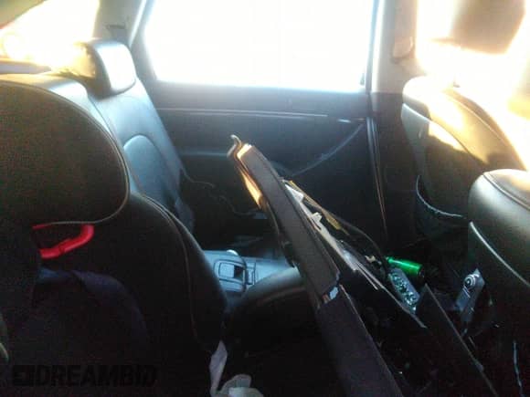 2010 Hyundai Veracruz GLS с VIN KM8NUDCC5AU106683, выставлен на аукционе IAAI как лот 43458114 с пробегом 155 819 миль миль и . История ставок и продаж доступна на DreamBid. Изображение 8.