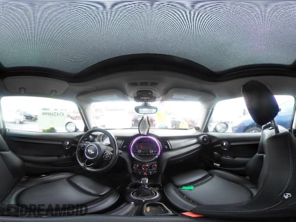 ✅ 2015 MINI Hardtop • VIN: WMWXM5C5XF3A57949 • Lot: 43426099. Wystawiony na IAAI z przebiegiem 96 701 mil. Bezpłatny archiwum sprzedaży aukcyjnych z USA i szczegółowy raport historii pojazdu na DreamBid. Zdjęcie 18.