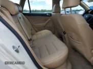 ✅ 2009 Volkswagen Jetta SE • VIN: 3VWTZ71K79M251262 • Lot: 60566824. Wystawiony na Copart z przebiegiem 196 823 mil. Bezpłatny archiwum sprzedaży aukcyjnych z USA i szczegółowy raport historii pojazdu na DreamBid. Zdjęcie 10.