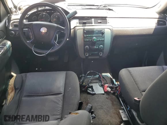 ✅ 2011 Chevrolet Tahoe Commercial • VIN: 1GNLC2E0XBR136988 • Lot: 60869755. Listed on Copart with 190,507 mi. Free auction sales archive from the USA and detailed vehicle history report at DreamBid. Image 8.