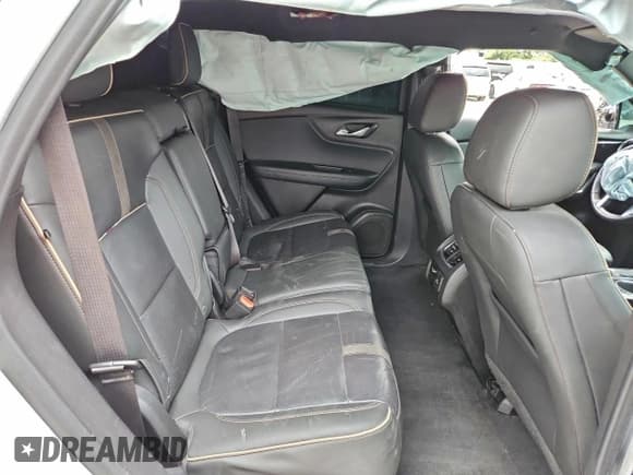 ✅ 2019 Chevrolet Blazer Premier • VIN: 3GNKBFRS7KS699513 • Lot: 95485105. Wystawiony na Copart z przebiegiem 107 954 mil. Bezpłatny archiwum sprzedaży aukcyjnych z USA i szczegółowy raport historii pojazdu na DreamBid. Zdjęcie 11.