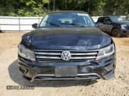 ✅ 2019 Volkswagen Tiguan SE • VIN: 3VV3B7AX6KM131933 • Lot: 80269985. Wystawiony na Copart z przebiegiem 57 631 mil. Bezpłatny archiwum sprzedaży aukcyjnych z USA i szczegółowy raport historii pojazdu na DreamBid. Zdjęcie 5.