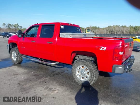 ✅ 2013 Chevrolet Silverado 2500HD LT • VIN: 1GC1KXCG1DF144630 • Lot: 41370886. Listed on IAAI with 268,431 mi. Free auction sales archive from the USA and detailed vehicle history report at DreamBid. Image 3.