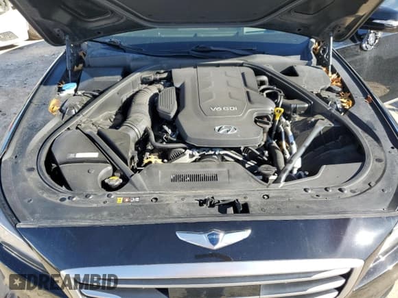 ✅ 2015 Hyundai Genesis 3.8L • VIN: KMHGN4JE1FU076793 • Lot: 86780374. Wystawiony na Copart z przebiegiem 86 556 mil. Bezpłatny archiwum sprzedaży aukcyjnych z USA i szczegółowy raport historii pojazdu na DreamBid. Zdjęcie 11.