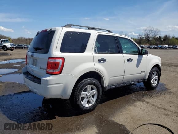 ✅ 2010 Ford Escape Hybrid • VIN: 1FMCU4K30AKB92313 • Lot: 54142145. Wystawiony na Copart z przebiegiem 159 175 mil. Bezpłatny archiwum sprzedaży aukcyjnych z USA i szczegółowy raport historii pojazdu na DreamBid. Zdjęcie 3.