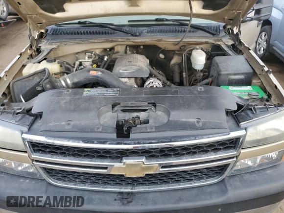 ✅ 2007 Chevrolet Silverado 2500HD Work Truck • VIN: 1GCHK29UX7E125521 • Lot: 44050885. Listed on Copart with 190,935 mi. Free auction sales archive from the USA and detailed vehicle history report at DreamBid. Image 11.