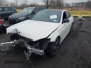 ✅ 2021 Mercedes-Benz E 350 • VIN: W1KZF8EB6MB001569 • Lot: 41651693. Wystawiony na IAAI z przebiegiem 35 156 mil. Bezpłatny archiwum sprzedaży aukcyjnych z USA i szczegółowy raport historii pojazdu na DreamBid. Zdjęcie 19.