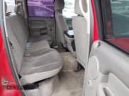 ✅ 2004 Dodge 2500 ST • VIN: 3D7KA28D14G205455 • Lot: 42435374. Wystawiony na IAAI z przebiegiem 220 115 mil. Bezpłatny archiwum sprzedaży aukcyjnych z USA i szczegółowy raport historii pojazdu na DreamBid. Zdjęcie 8.