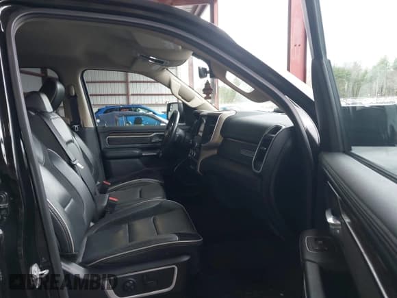 ✅ 2019 Ram 1500 Laramie • VIN: 1C6SRFDT7KN848881 • Lot: 43580059. Wystawiony na IAAI z przebiegiem 88 016 mil. Bezpłatny archiwum sprzedaży aukcyjnych z USA i szczegółowy raport historii pojazdu na DreamBid. Zdjęcie 5.