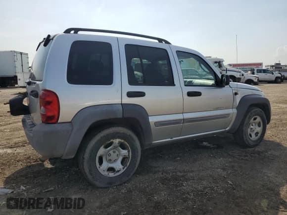 ✅ 2003 Jeep Liberty Sport • VIN: 1J4GL48K63W583978 • Lot: 75013114. Listed on Copart with 222,967 mi. Free auction sales archive from the USA and detailed vehicle history report at DreamBid. Image 3.