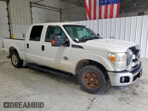 ✅ 2014 Ford F-250 XL • VIN: 1FT7W2AT7EEA02873 • Lot: 61681805. Wystawiony na Copart z przebiegiem 241 783 mil. Bezpłatny archiwum sprzedaży aukcyjnych z USA i szczegółowy raport historii pojazdu na DreamBid. Zdjęcie 4.