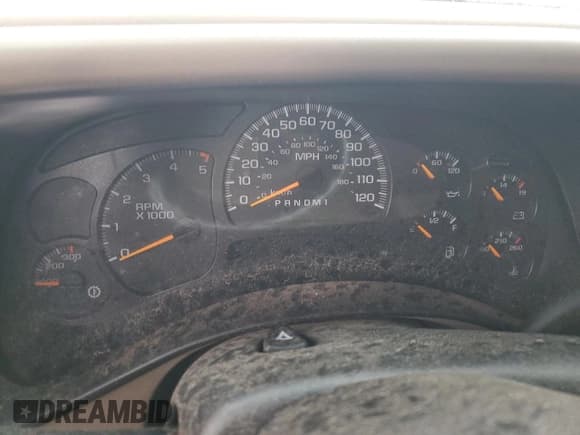 ✅ 2006 Chevrolet Silverado 2500HD Work Truck • VIN: 1GCHC23D06F247268 • Лот: 77027434. Опубликован ранее на Copart с пробегом Не указан. Бесплатный доступ к архиву аукционных продаж из США и подробный отчёт об истории автомобиля на DreamBid. Изображение 9.