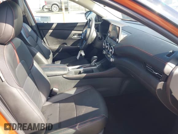 ✅ 2025 Nissan Sentra SR • VIN: 3N1AB8DV1SY252807 • Lot: 43645326. Listed on IAAI with 6,972 mi. Free auction sales archive from the USA and detailed vehicle history report at DreamBid. Image 5.