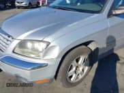 ✅ 2005 Chrysler Pacifica Touring • VIN: 2C4GM68495R381437 • Лот: 43768251. Опубликован ранее на IAAI с пробегом 235 444 миль. Бесплатный доступ к архиву аукционных продаж из США и подробный отчёт об истории автомобиля на DreamBid. Изображение 6.