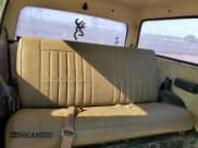 ✅ 1992 Ford Bronco XL • VIN: 1FMEU15N8NLA71761 • Lot: 61508904. Wystawiony na Copart z przebiegiem 181 426 mil. Bezpłatny archiwum sprzedaży aukcyjnych z USA i szczegółowy raport historii pojazdu na DreamBid. Zdjęcie 11.