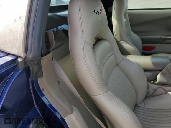 ✅ 2004 Chevrolet Corvette • VIN: 1G1YY32G345116088 • Лот: 59514295. Опубликован ранее на Copart с пробегом 40 695 миль. Бесплатный доступ к архиву аукционных продаж из США и подробный отчёт об истории автомобиля на DreamBid. Изображение 10.