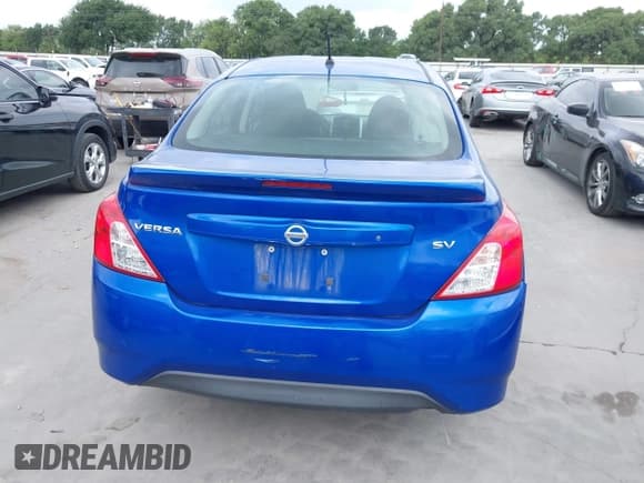 ✅ 2017 Nissan Versa SV • VIN: 3N1CN7AP3HL873505 • Lot: 42157524. Listed on IAAI with 144,411 mi. Free auction sales archive from the USA and detailed vehicle history report at DreamBid. Image 16.