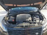 ✅ 2025 Land Rover Range Rover Velar Dynamic SE • VIN: SALYL2EX8SA399998 • Lot: 90409045. Listed on Copart with 5,199 mi. Free auction sales archive from the USA and detailed vehicle history report at DreamBid. Image 12.