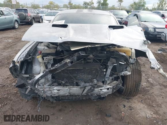 ✅ 2017 Dodge Challenger SXT • VIN: 2C3CDZAG1HH550336 • Lot: 43372442. Wystawiony na IAAI z przebiegiem 152 098 mil. Bezpłatny archiwum sprzedaży aukcyjnych z USA i szczegółowy raport historii pojazdu na DreamBid. Zdjęcie 6.