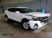 2020 Chevrolet Blazer LT with VIN 3GNKBCR40LS690279, listed as a Copart auction lot 47312404 with 33,981 mi miles and . Bid and sale history available at DreamBid. Image 4.