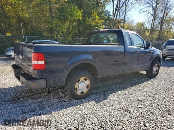 ✅ 2006 Ford F-150 XL • VIN: 1FTRF12286NB84965 • Лот: 86522575. Опубликован ранее на Copart с пробегом 117 163 миль. Бесплатный доступ к архиву аукционных продаж из США и подробный отчёт об истории автомобиля на DreamBid. Изображение 3.