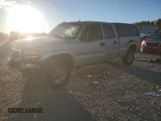 ✅ 2004 GMC Sierra 2500HD SLT • VIN: 1GTHK23104F126388 • Lot: 87218725. Listed on Copart with 193,720 mi. Free auction sales archive from the USA and detailed vehicle history report at DreamBid. Image 1.