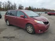 ✅ 2011 Toyota Sienna XLE • VIN: 5TDYK3DC8BS136489 • Лот: 85425445. Опубликован ранее на Copart с пробегом 211 178 миль. Бесплатный доступ к архиву аукционных продаж из США и подробный отчёт об истории автомобиля на DreamBid. Изображение 4.