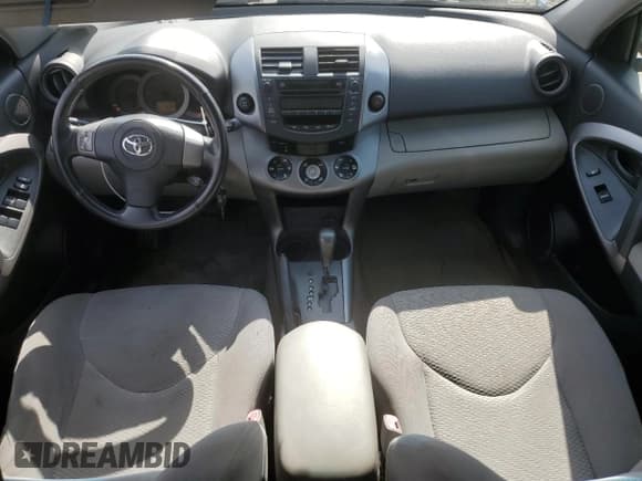 ✅ 2006 Toyota RAV4 Limited • VIN: JTMBD31V665044380 • Лот: 74685014. Опубликован ранее на Copart с пробегом 136 162 миль. Бесплатный доступ к архиву аукционных продаж из США и подробный отчёт об истории автомобиля на DreamBid. Изображение 8.