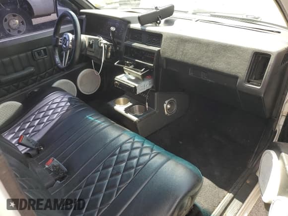 ✅ 1993 Nissan Frontier • VIN: 1N6SD11SXPC404318 • Lot: 67115335. Listed on Copart with 140,551 mi. Free auction sales archive from the USA and detailed vehicle history report at DreamBid. Image 8.