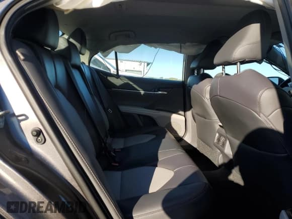 ✅ 2020 Toyota Camry Hybrid XLE • VIN: 4T1F31AK9LU545811 • Lot: 87482865. Listed on Copart with 33,175 mi. Free auction sales archive from the USA and detailed vehicle history report at DreamBid. Image 10.