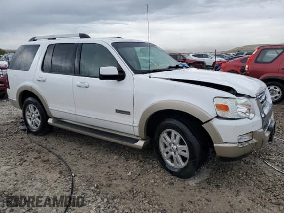 ✅ 2006 Ford Explorer Eddie Bauer • VIN: 1FMEU74EX6UA80851 • Lot: 53655065. Listed on Copart with 108,903 mi. Free auction sales archive from the USA and detailed vehicle history report at DreamBid. Image 4.
