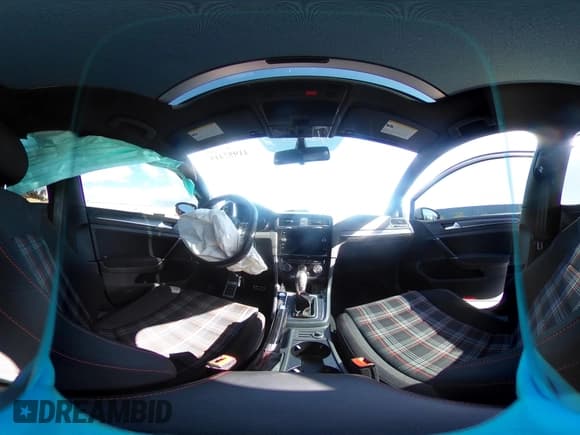 ✅ 2018 Volkswagen Golf GTI S • VIN: 3VW447AU5JM275990 • Lot: 41957415. Wystawiony na IAAI z przebiegiem 39 607 mil. Bezpłatny archiwum sprzedaży aukcyjnych z USA i szczegółowy raport historii pojazdu na DreamBid. Zdjęcie 18.