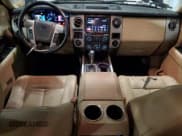 ✅ 2016 Ford Expedition Max Limited • VIN: 1FMJK2AT0GEF07010 • Lot: 86834815. Wystawiony na Copart z przebiegiem 168 306 mil. Bezpłatny archiwum sprzedaży aukcyjnych z USA i szczegółowy raport historii pojazdu na DreamBid. Zdjęcie 8.