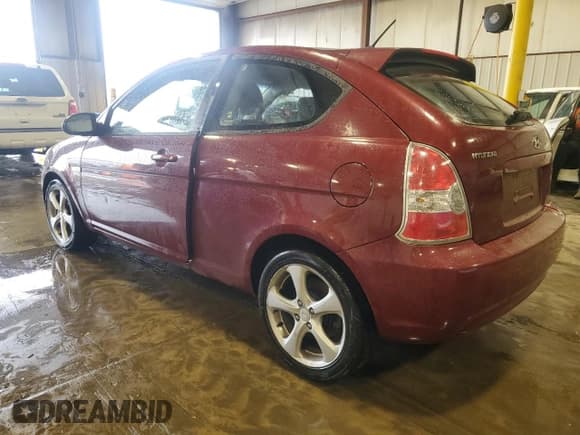 ✅ 2007 Hyundai Accent SE • VIN: KMHCN36CX7U038691 • Лот: 90403215. Опубликован ранее на Copart с пробегом 41 551 миль. Бесплатный доступ к архиву аукционных продаж из США и подробный отчёт об истории автомобиля на DreamBid. Изображение 2.