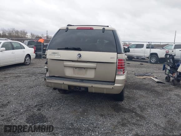 ✅ 2004 Mercury Mountaineer • VIN: 4M2DU86E34ZJ46881 • Лот: 41897976. Опубликован ранее на IAAI с пробегом 288 887 миль. Бесплатный доступ к архиву аукционных продаж из США и подробный отчёт об истории автомобиля на DreamBid. Изображение 17.