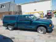 1997 Chevrolet S-10 LS с VIN 1GCCS19X4V8120776, выставлен на аукционе IAAI как лот 42106829 с пробегом 93 885 миль миль и . История ставок и продаж доступна на DreamBid. Изображение 13.