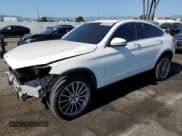 ✅ 2020 Mercedes-Benz GLC 300 • VIN: WDC0J8EB1LF745552 • Лот: 56310515. Опубликован ранее на Copart с пробегом 48 114 миль. Бесплатный доступ к архиву аукционных продаж из США и подробный отчёт об истории автомобиля на DreamBid. Изображение 1.