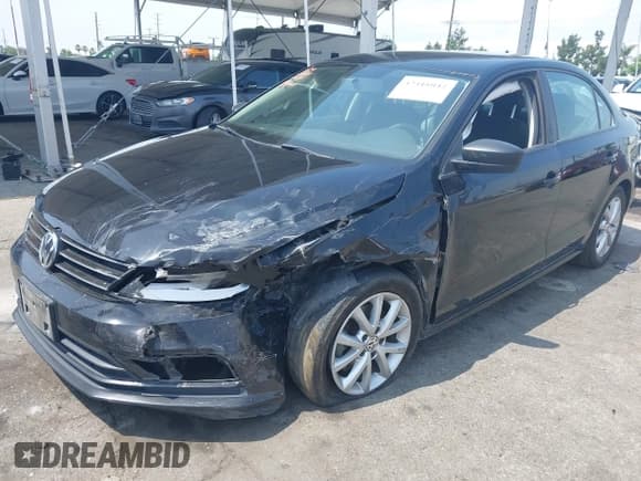 ✅ 2015 Volkswagen Jetta SE • VIN: 3VWD17AJXFM259306 • Lot: 42418042. Listed on IAAI with 199,780 mi. Free auction sales archive from the USA and detailed vehicle history report at DreamBid. Image 6.