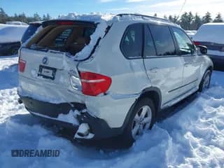 ✅ 2010 BMW X5 30i • VIN: 5UXFE4C57AL384674 • Lot: 43837045. Wystawiony na IAAI z przebiegiem 204 687 mil. Bezpłatny archiwum sprzedaży aukcyjnych z USA i szczegółowy raport historii pojazdu na DreamBid. Zdjęcie 4.