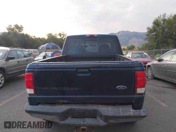 ✅ 2000 Ford Ranger XLT • VIN: 1FTZR15X6YPB43496 • Lot: 43144784. Listed on IAAI with 166,660 mi. Free auction sales archive from the USA and detailed vehicle history report at DreamBid. Image 16.