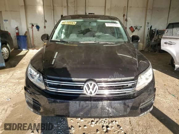 ✅ 2013 Volkswagen Tiguan S • VIN: WVGAV7AX3DW530018 • Lot: 91469785. Listed on Copart with 173,328 mi. Free auction sales archive from the USA and detailed vehicle history report at DreamBid. Image 5.