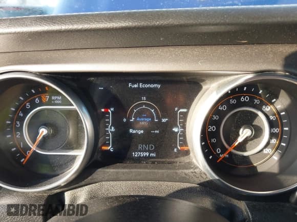 ✅ 2018 Jeep Wrangler Unlimited Sahara • VIN: 1C4HJXEG5JW256700 • Lot: 43705906. Listed on IAAI with 127,599 mi. Free auction sales archive from the USA and detailed vehicle history report at DreamBid. Image 7.