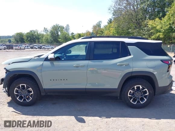 ✅ 2025 Chevrolet Equinox AWD ACTIV • VIN: 3GNAXSEG5SL120570 • Lot: 43167961. Wystawiony na IAAI z przebiegiem 13 289 mil. Bezpłatny archiwum sprzedaży aukcyjnych z USA i szczegółowy raport historii pojazdu na DreamBid. Zdjęcie 15.