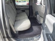 ✅ 2017 Ford F-150 XL • VIN: 1FTEW1CF8HKD20841 • Lot: 42441655. Wystawiony na IAAI z przebiegiem 247 973 mil. Bezpłatny archiwum sprzedaży aukcyjnych z USA i szczegółowy raport historii pojazdu na DreamBid. Zdjęcie 8.