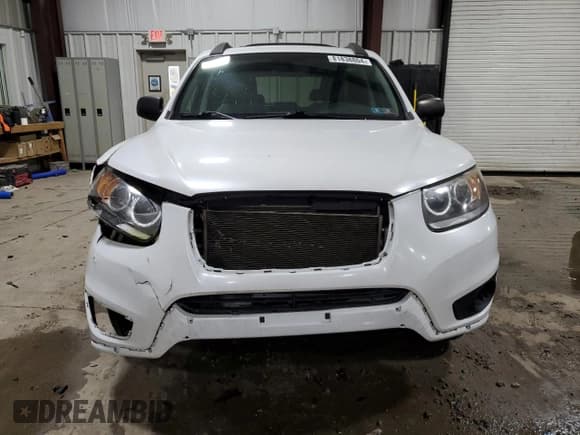 ✅ 2012 Hyundai Santa Fe GLS • VIN: 5XYZGDAB7CG123495 • Lot: 81838804. Listed on Copart with 145,621 mi. Free auction sales archive from the USA and detailed vehicle history report at DreamBid. Image 5.