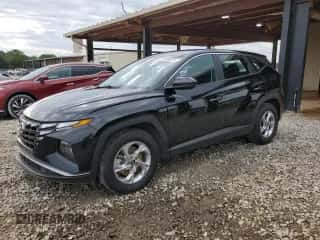 2023 Hyundai Tucson SE z VIN 5NMJA3AE9PH181204, wystawiony jako Copart lot #56988475 z przebiegiem 64 343 mil mil oraz Szkoda całkowita • Salvage title. Historia ofert i sprzedaży dostępna na DreamBid. Obrazek 1.